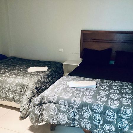 Hostal Low Cost Сантяго Екстериор снимка