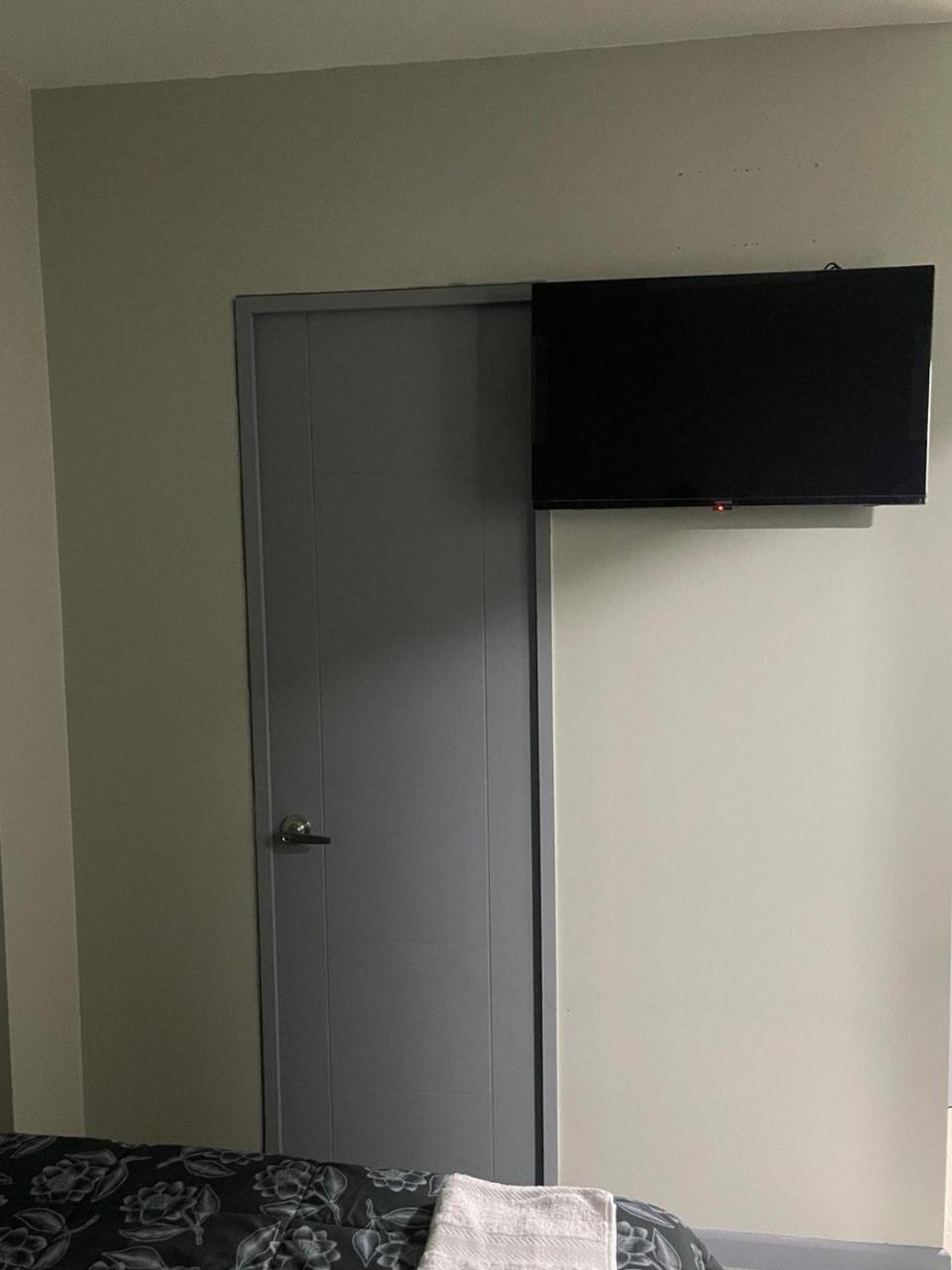 Hostal Low Cost Сантяго Екстериор снимка